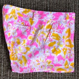 Lilly Pulitzer Callahan Shorts - Size 12